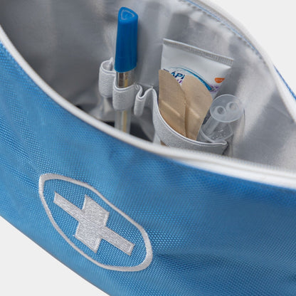 Botiquín, en color Azul, para guardar y transportar fácilmente las medicinas de toda tu familia a donde vayas.