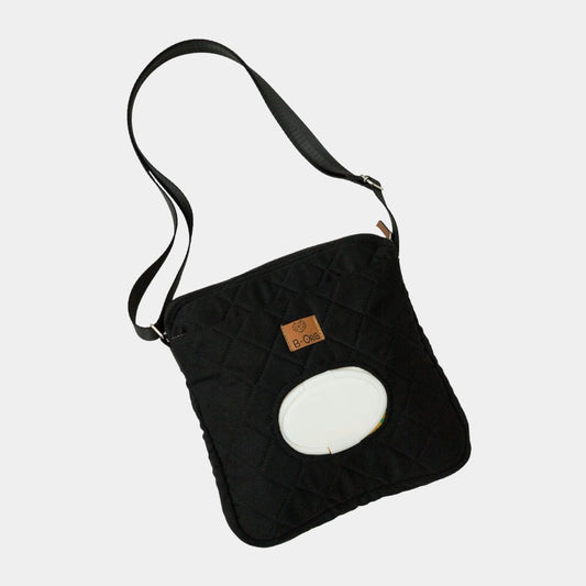 Cross Bag en color Negro. Cartera versátil y cómoda para llevar tus esenciales y los esenciales de tu bebé para una salida rápida al parque, al banco o al súper, donde no necesitas muchas cosas pero debes lista para todo.