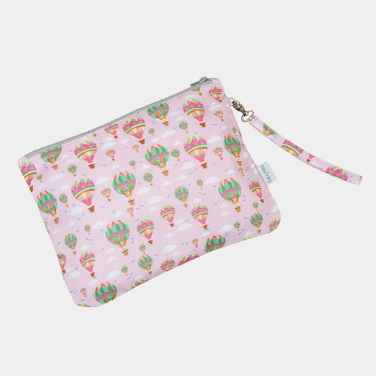Neceser Básico en print Globos. Transporta todos los accesorios personales o de higiene de tu hijo/a de manera ordenada con un estilo lindo.