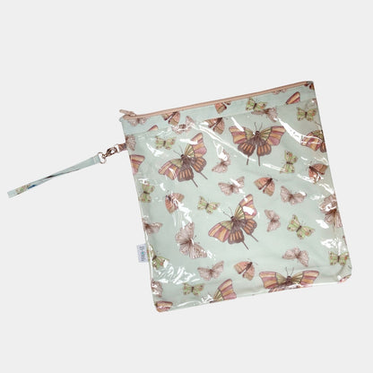 Neceser Plastificado en print Mariposas. Neceser 100% impermeable, plastificado por dentro y por fuera.